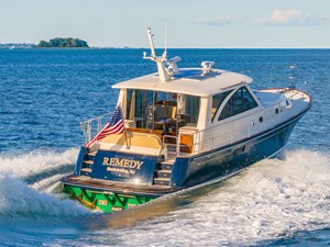 REMEDY 36 Starboard Quarter w Deep Vee