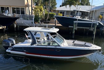 2021 Chaparral 300 OSX 1 