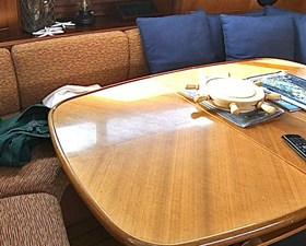 2000 Beneteau 44 Center Cockpit 7 