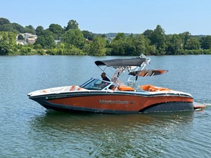 2015 Mastercraft X23 8 
