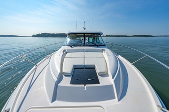 BACCHUS 26 Bow Pad Area