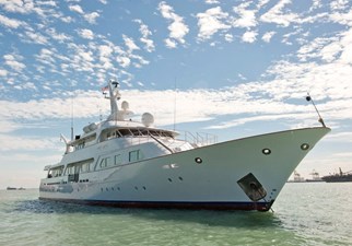 LANGKAWI LADY 23 Bow