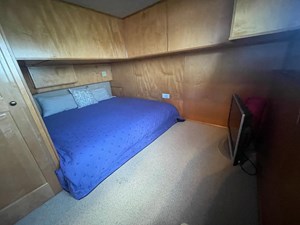 2005 Horizon 18x88 Houseboat 9 
