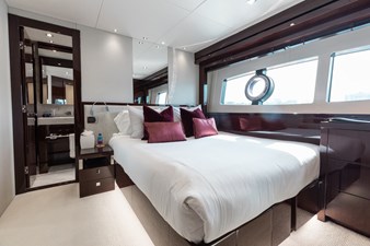 95 ft 2018 Sunseeker 95 Yacht, Mirracle 38 