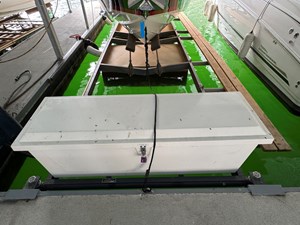 018 Chris-Craft Launch 27 Heritage Trim Edition Surf 119 