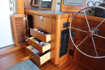 RED OCTOBER 29 Pilot house stowage