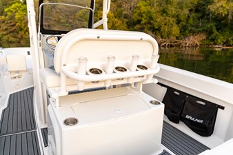 Bayliner Trophy 22CC 10 