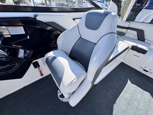 2016 YAMAHA 242 LIMITED S 19 