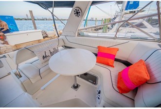 1999 Bayliner 3255 Avanti 10 