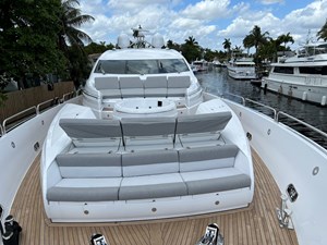 - 7 8_2007 108ft Sunseeker Predator
