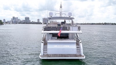 95 Raised Pilothouse 14 95' Azimut _ Drone-15