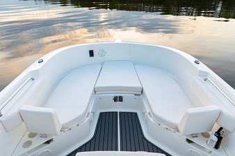 Bayliner Trophy 22CC 18 