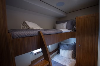 Mazarin 72 Flybridge 11 