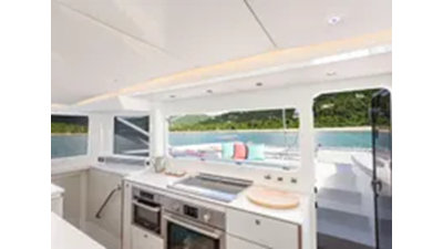 2020 Voyage Yachts VOYAGE 590e 12 