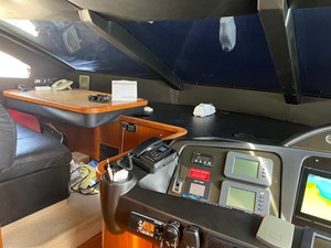 MAJOR AFFAIR 29 Sunseeker 90 Yacht Main Deck Foreward Seat