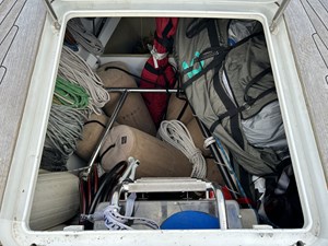 VERISSIMO 43 Forepeak