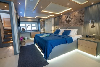 27m TRAWLER 18 18