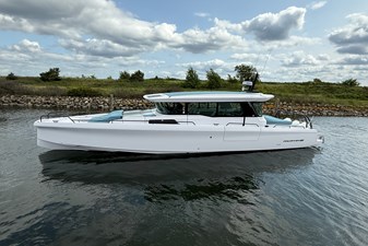 Axopar 45 XC Cross Cabin BRABUS 15 