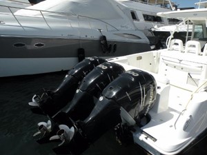 37ft 2012 Boston Whaler 370 Outrage 5 