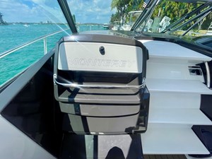 - 18 19_2016 33 Monterey 335 Sport Yacht
