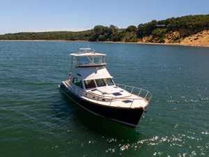 BAREFOOT 14 2014 Hinckley Talaria 48 BAREFOOT