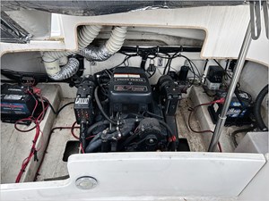 1999 Chris Craft 240 BR 12 