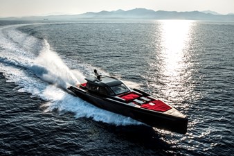 G 2 Pre-refit Running Shot 2018