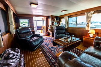 CAVALIER 4 Main Salon