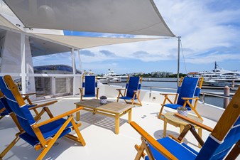 ANDREA VI 42 Flybridge Aft