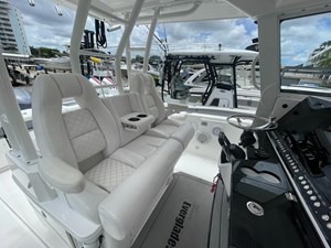 2018 Everglades 335 Center Console 22 