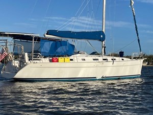 2005 Beneteau Cyclades 43 12 