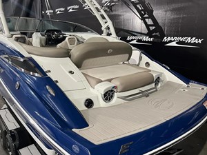 2019 Crownline E255 Surf 4 