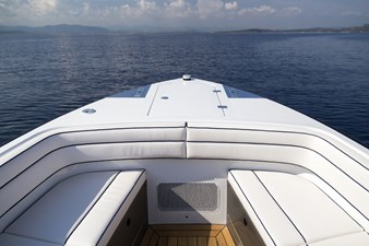 Limo 18  | EXTERIOR (18)