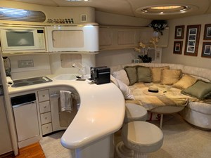 LUCHY 25 1995 SEA RAY 63 GALLEY AND SALON
