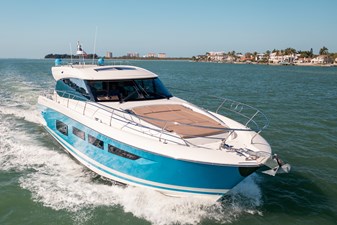 Tinka  2 3_2016 55ft Prestige 550S TINKA