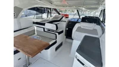 2018 Jeanneau Leader 9 