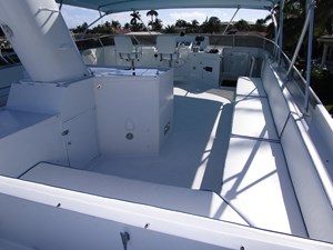 SHEPSL X 57 Flybridge Stbd. Side