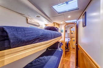 LADY K 37 Guest Stateroom #3