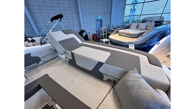 BAYLINER VR6 CUDDY 24 