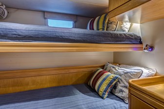 LADY K 38 Guest Stateroom #3 Sea Berths
