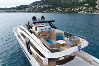 Cecilou 7 CECILOU 27m Cayman Yacht For Sale Flybridge