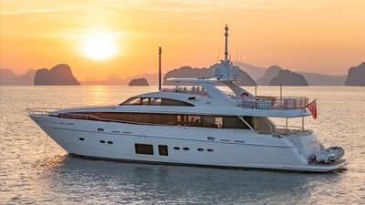 SAUVAGE 0 1. Princess 32M 2012 (Sauvage)