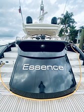 ESSENCE 76 77_2010 60ft Sunseeker Predator ESSENCE