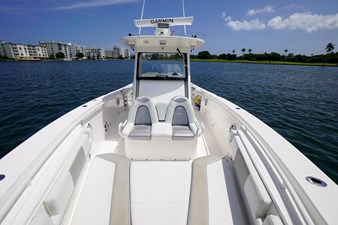 2012 Everglades 325 Center Console 30 