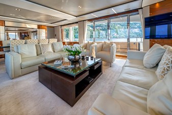 RIVIERA LIVING 43 