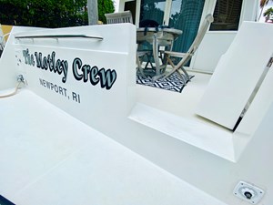 The Motley Crew 21 22_2003 57ft Navigator THE MOTLEY CREW