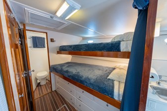 ABSOLUTE 23 Crew Quarters