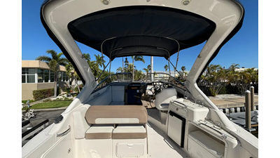 2016 Regal 30 Express| 30' 6 