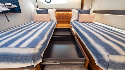 Lorax 59 2024 Tiara Yachts 48 LE