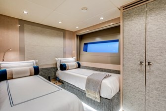 MYSTERE 27 